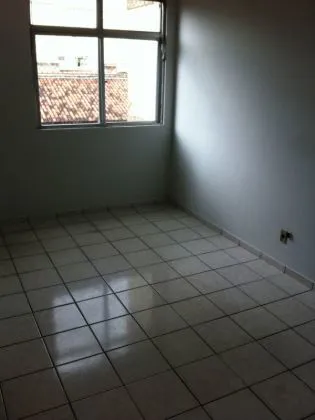 Apartamento para aluguel em Comercial